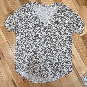 American Eagle Outfitters Leopard Print Short Sleeve Top
